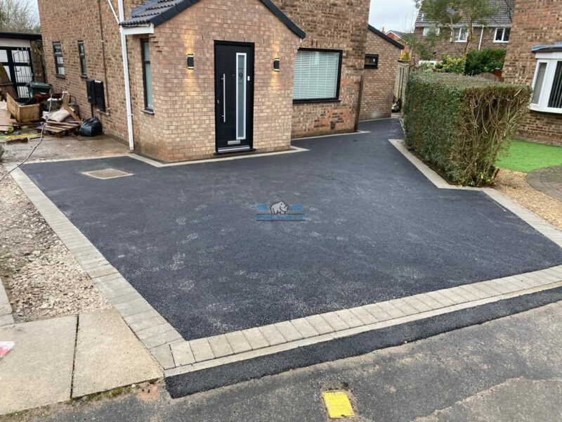 Tarmac Driveway Bordering